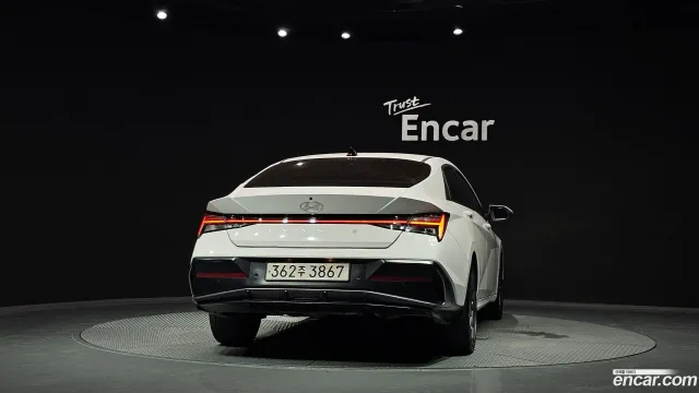 Hyundai Elantra (Avante)