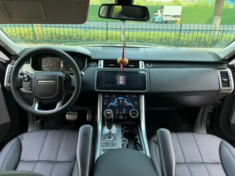 Land Rover