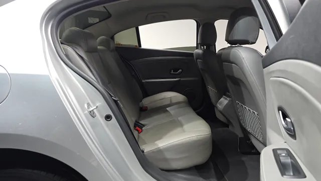 Renault SM3