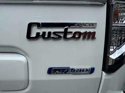 Suzuki Spacia Custom