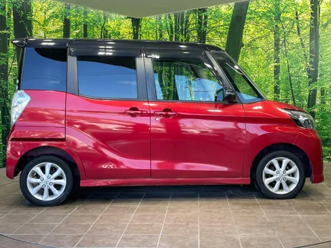 Nissan Dayz Roox