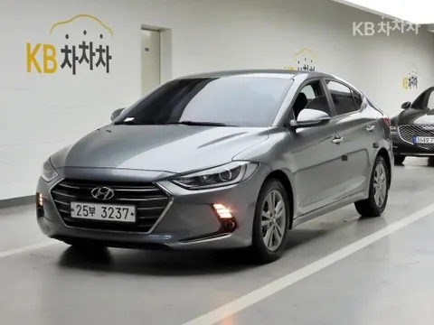 Hyundai Elantra (Avante)