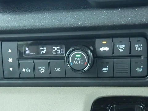 Honda N-BOX Joy