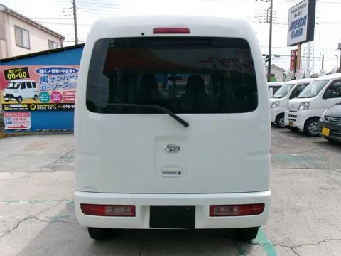 Daihatsu Hijet Cargo
