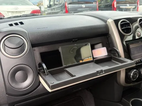 Mazda Verisa