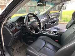 Infiniti Q70