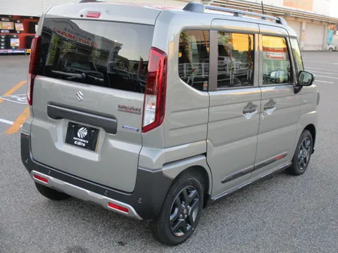 Suzuki Spacia