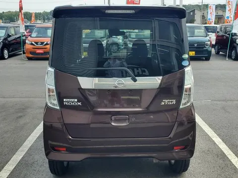 Nissan Dayz Roox