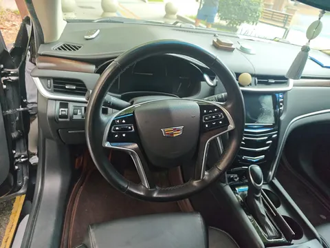 Cadillac XTS