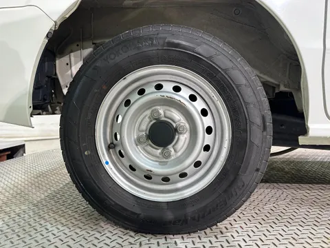Mitsubishi Minicab Van