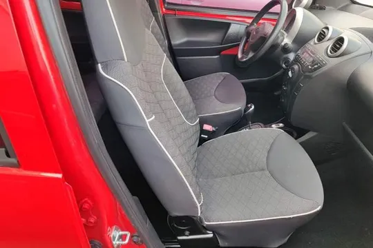BYD F0