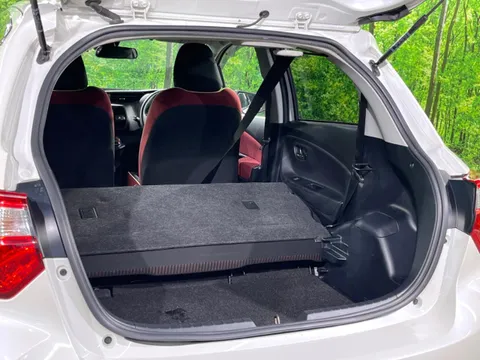 Toyota Yaris (Vitz)