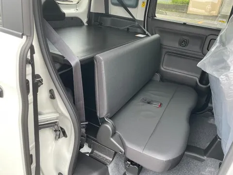 Suzuki Spacia Base