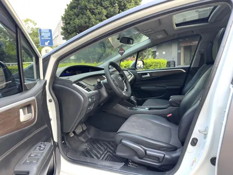 Honda Jade
