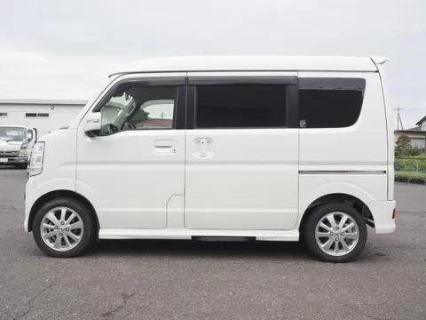 Nissan Clipper Rio