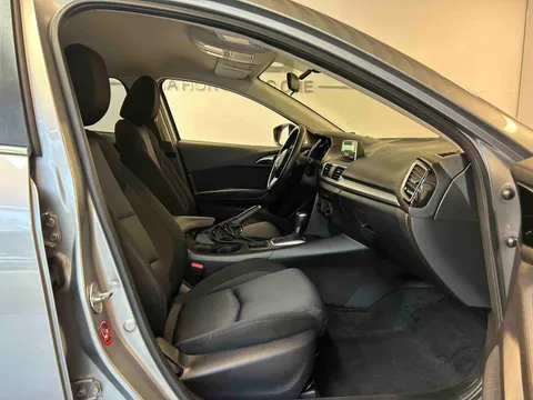 Mazda Mazda 3