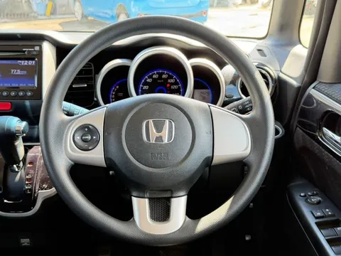 Honda N-BOX Plus