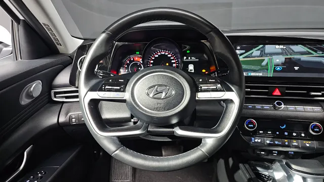 Hyundai Elantra (Avante)