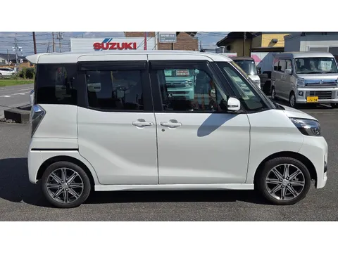 Mitsubishi eK Space Custom