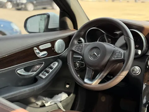 Mercedes-Benz Mercedes-Benz GLC