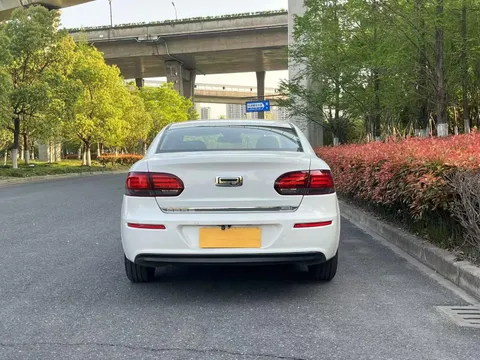 Qoros 3