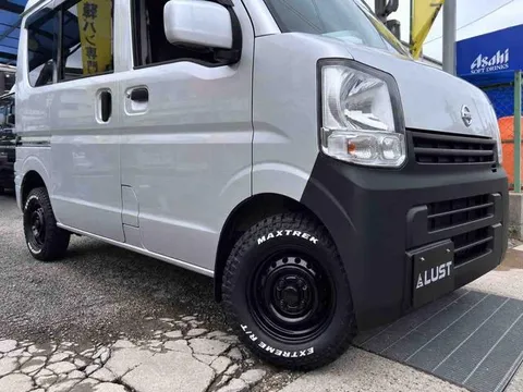 Nissan Clipper