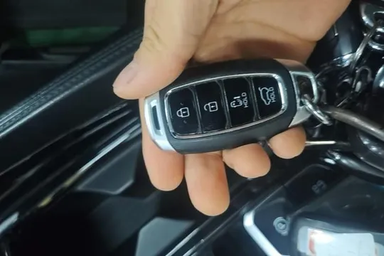 Hyundai Custo