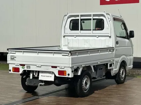 Nissan Clipper Truck