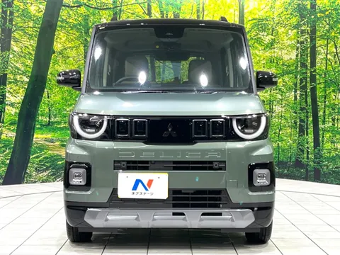 Mitsubishi Delica Mini
