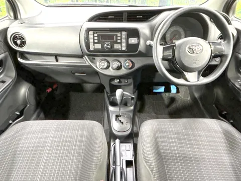 Toyota Yaris (Vitz)