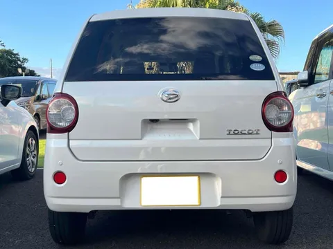 Daihatsu Mira Tocot