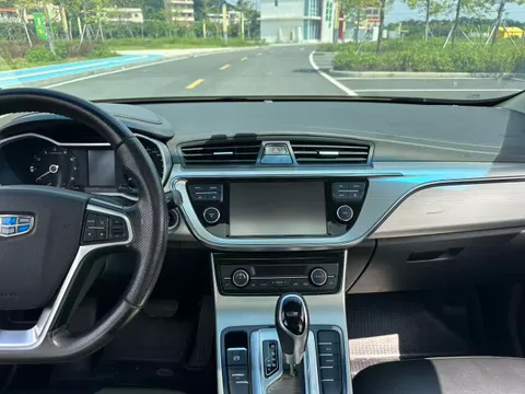 Geely Emgrand GL