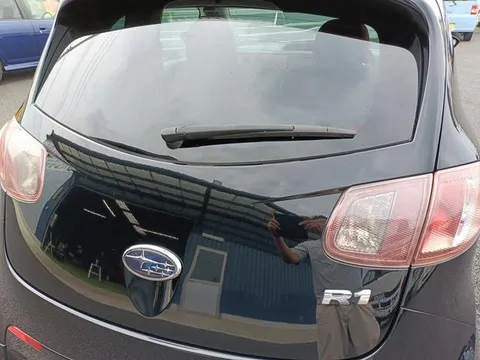 Subaru R1