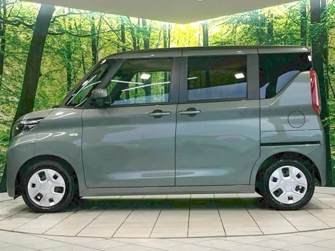 Mitsubishi eK Space