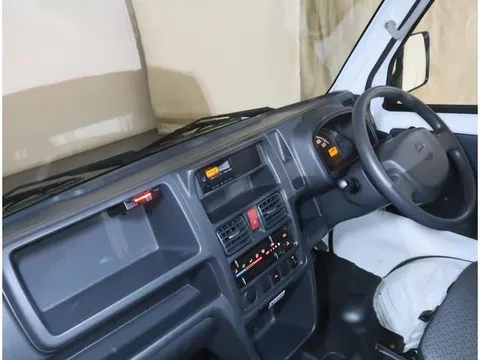 Nissan Clipper Truck