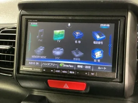 Honda N-BOX Custom