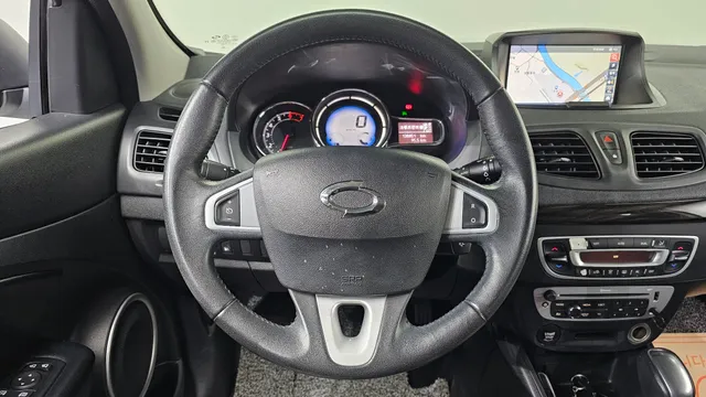 Renault SM3