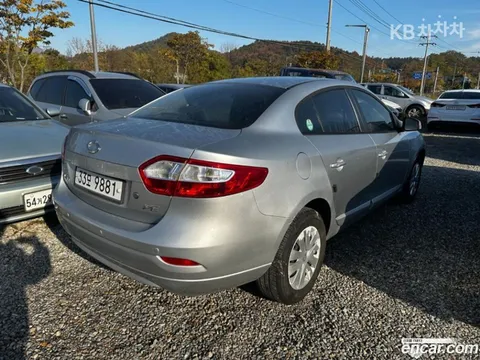 Renault SM3