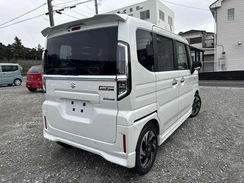 Suzuki Spacia Custom