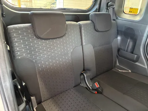 Toyota Pixis Mega