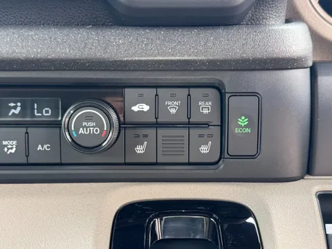 Honda N-BOX Joy