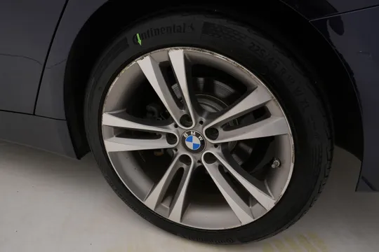 BMW BMW