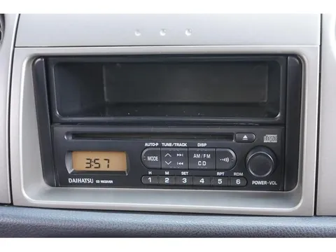 Daihatsu Mira Gino