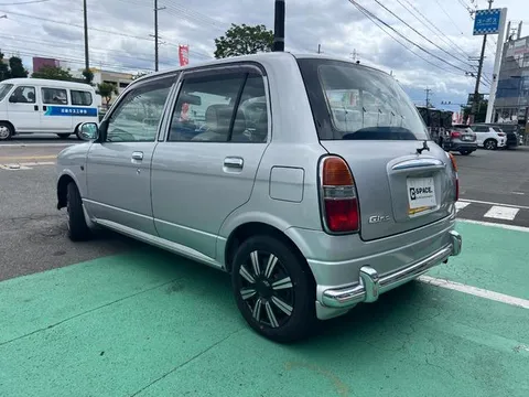 Daihatsu Mira Gino