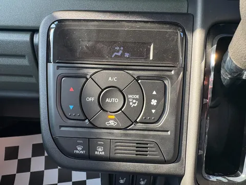 Suzuki Spacia Gear