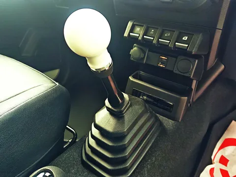 Suzuki Jimny Sierra