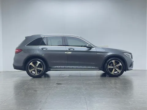 Mercedes-Benz Mercedes-Benz GLC
