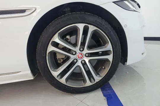Jaguar XEL