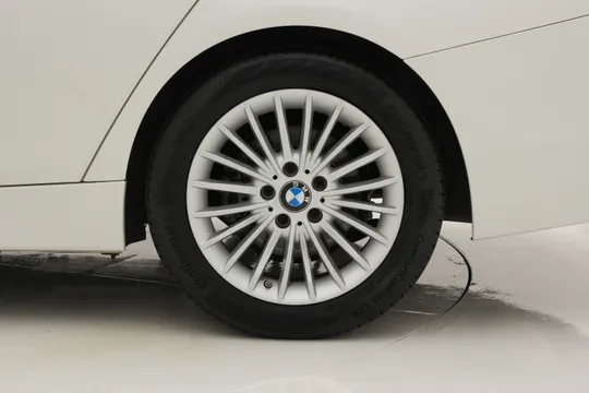 BMW BMW