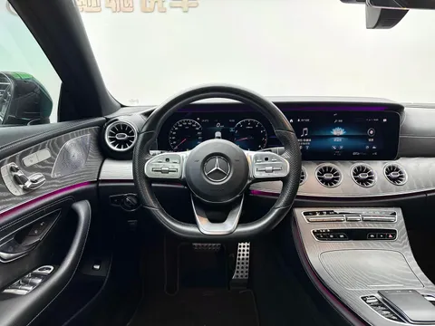Mercedes-Benz CLS-Class